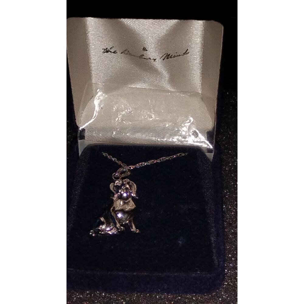 Danbury Mint 925 Silver Dog Necklace – Beagle/Basset Style Puppy – With Box
